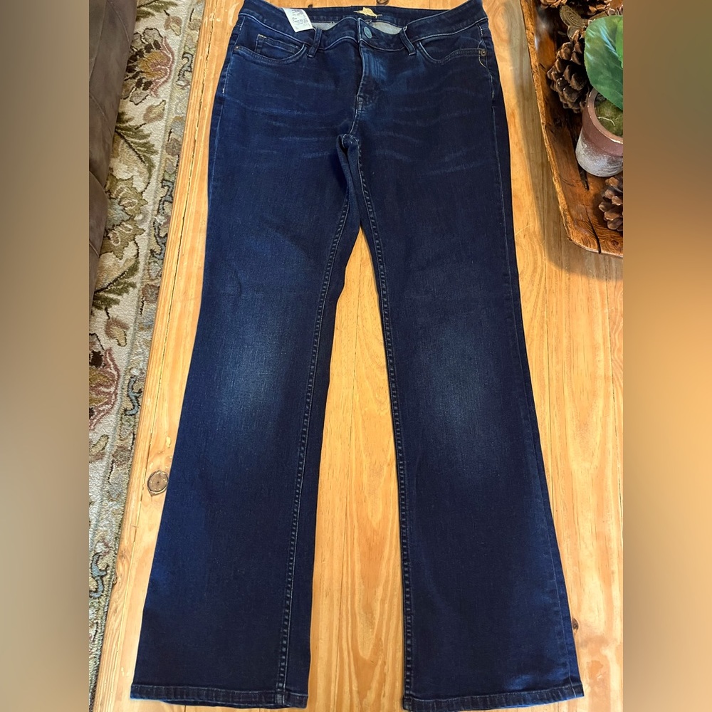 Tommy Bahama Jeans size 31x33